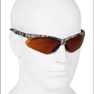 KleenGuard Bronze Lenses, Framed Safety Glasses - Scratch Resistant, Camouflage